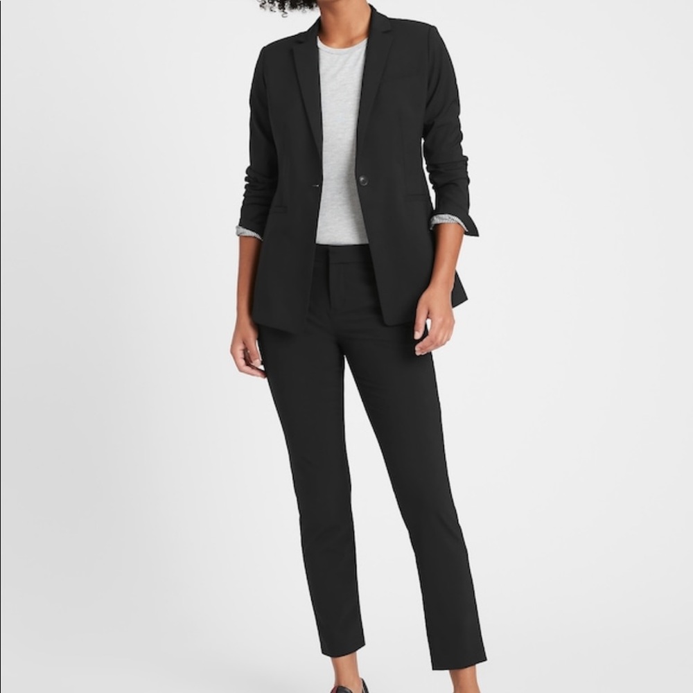 Long & Lean-Fit Washable Wool-Blend Blazer